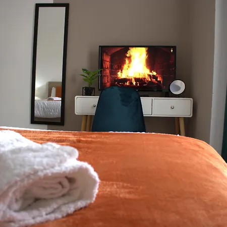 Top Spot 2-Bed Spacious Apartment Town Centre Train Station Wifi Colchester Room photo