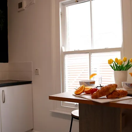 Top Spot 2-Bed Spacious Apartment Town Centre Train Station Wifi Colchester Exterior photo