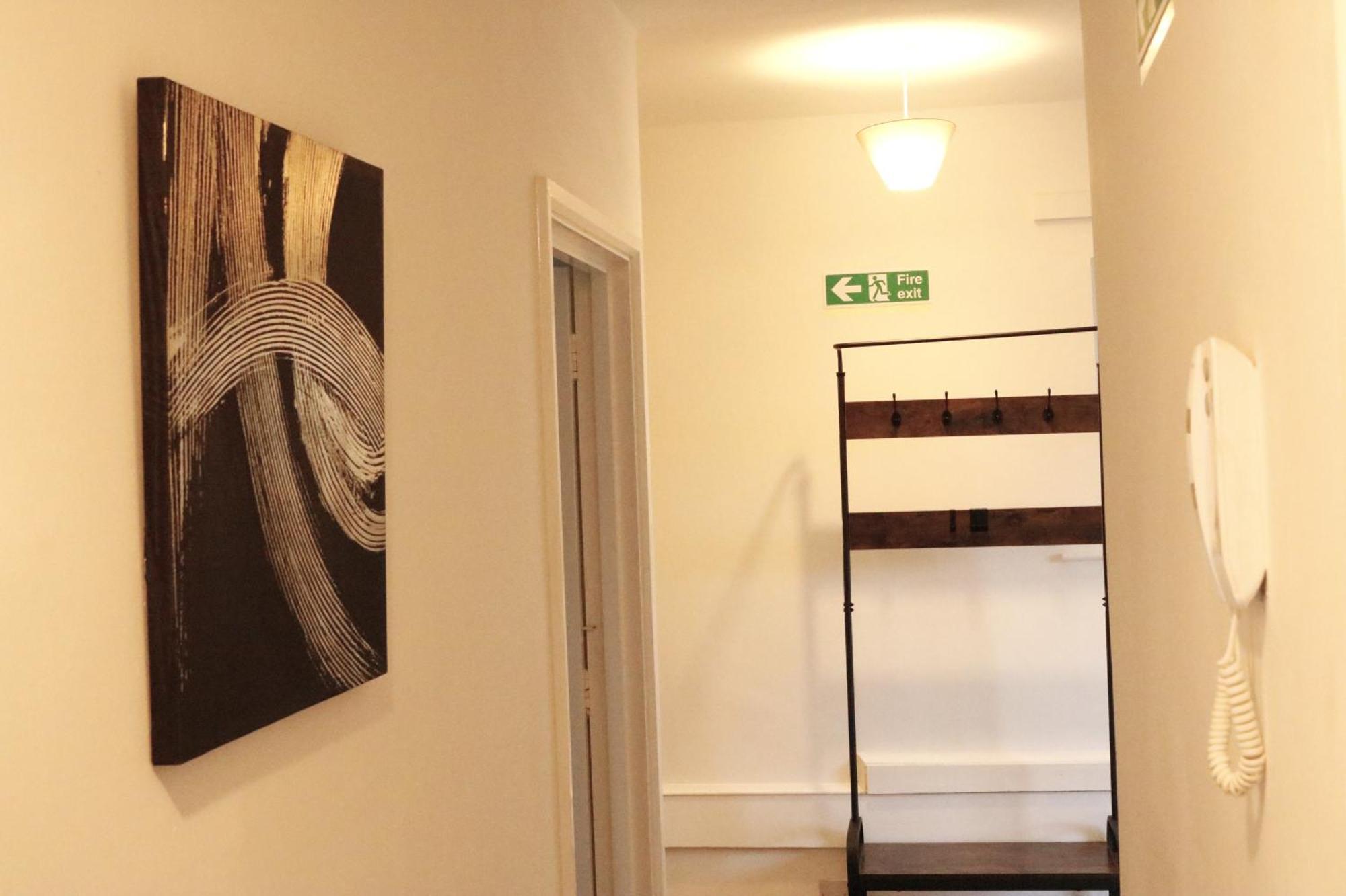 Spot 2-bed Spacious Town Centre Train Station Wifi Apartment Colchester